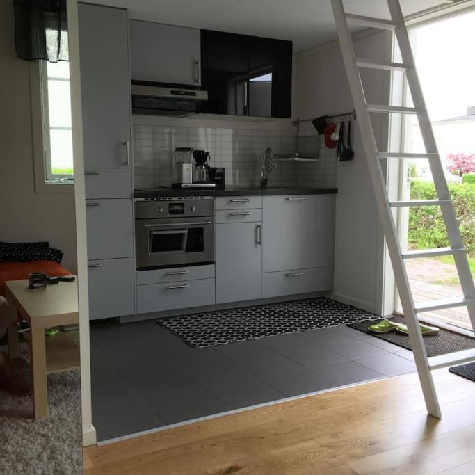 Tiny House! Villa Vastervik Exterior photo